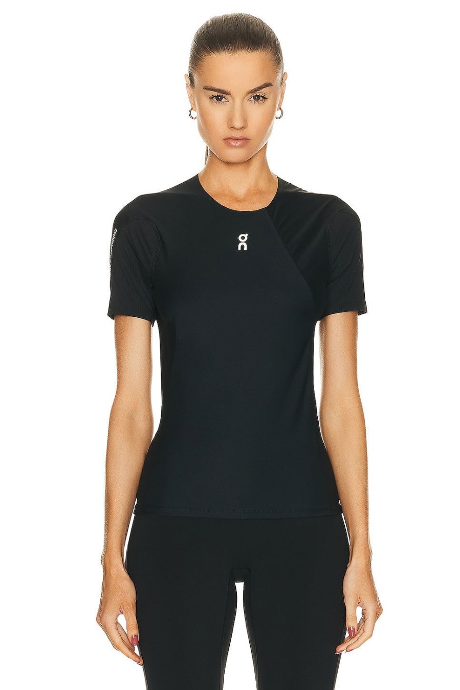 Women On Activewear | Ultra T-Shirt Black